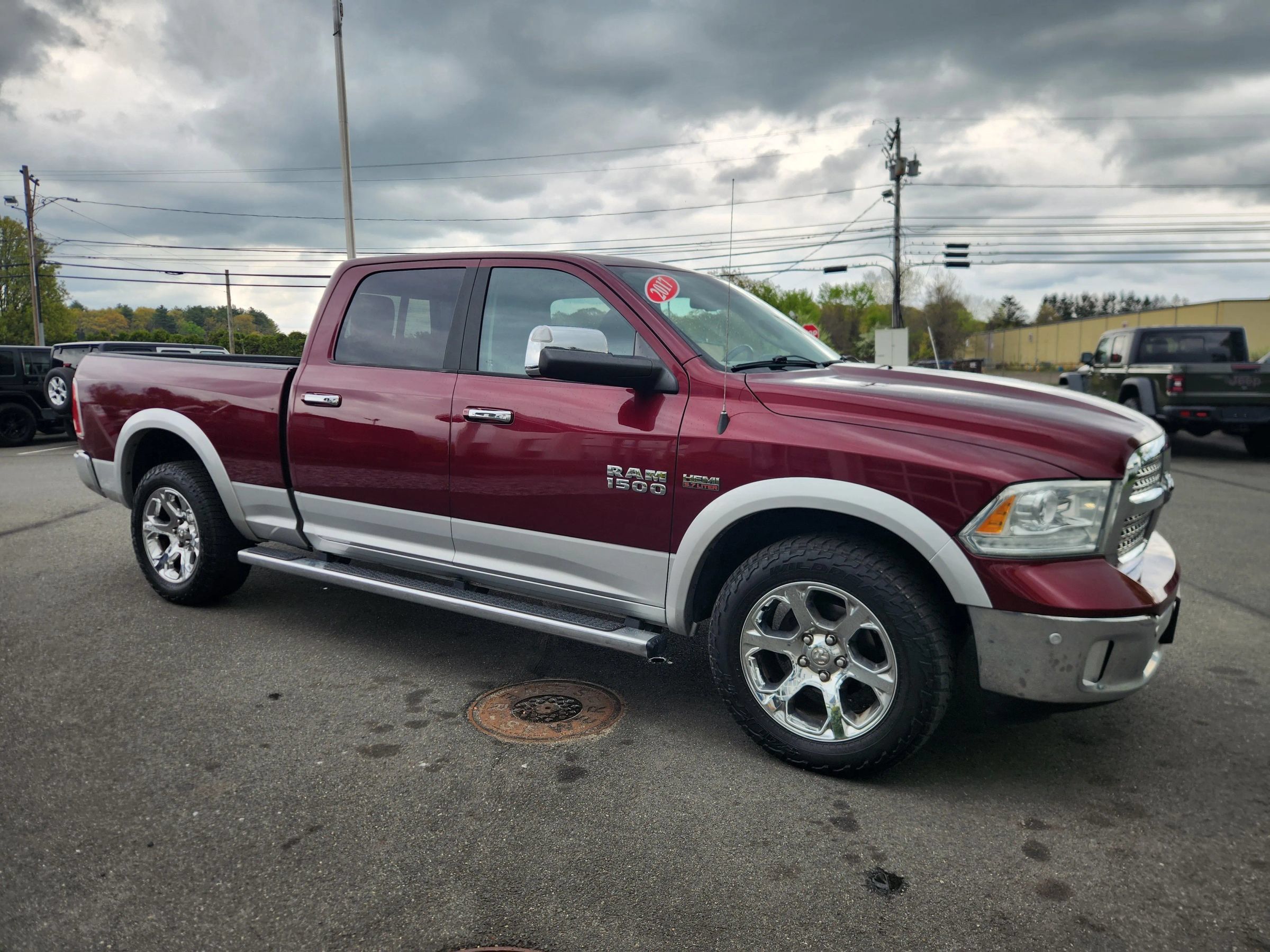 Used 2017 RAM 1500 Laramie w/ Convenience Group AWD/4WD image 21