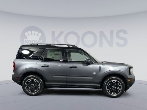 New 2025 Ford Bronco Sport Outer Banks image 8