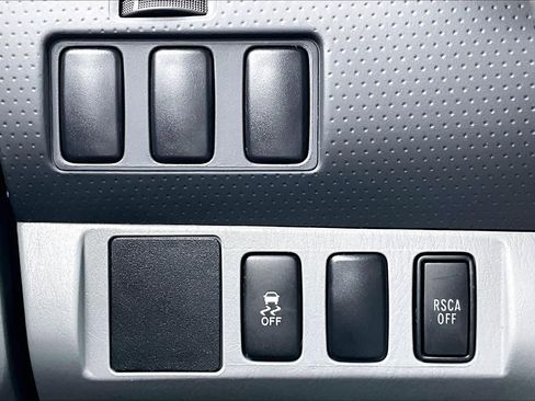 Used 2012 Toyota Tacoma 4x4 Regular Cab image 31