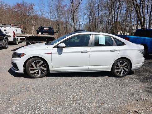 Used 2020 Volkswagen Jetta GLI Autobahn image 4