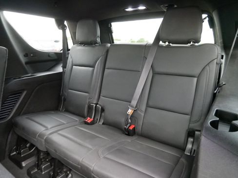 Used 2021 Chevrolet Tahoe LT w/ LT Signature Package AWD/4WD image 11