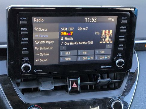 Used 2022 Toyota Corolla LE image 25