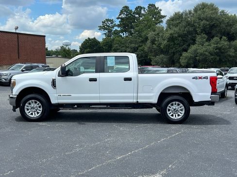 Used 2019 Ford F250 XL w/ STX Appearance Package AWD/4WD image 2