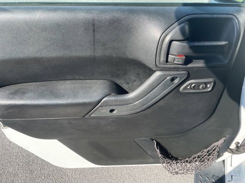 Used 2016 Jeep Wrangler Unlimited Sport w/ Quick Order Package 23S image 14