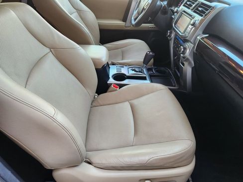 Used 2014 Toyota 4Runner Limited RWD image 13