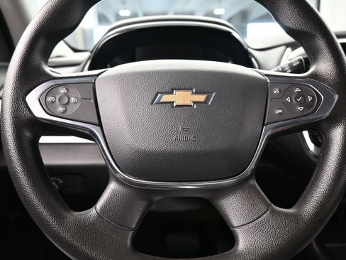 Used 2020 Chevrolet Traverse LS FWD image 22