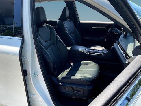 Certified 2023 INFINITI QX60 Sensory w/ Vision Package AWD/4WD image 28