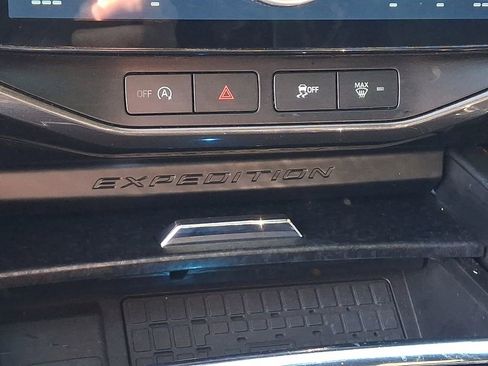 Used 2024 Ford Expedition Max Limited AWD/4WD image 15