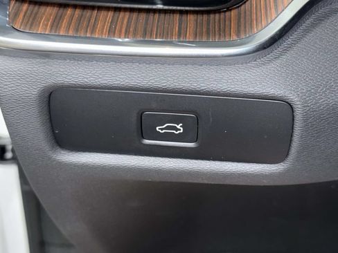 Used 2024 Volvo S60 B5 Plus w/ Climate Package FWD image 26
