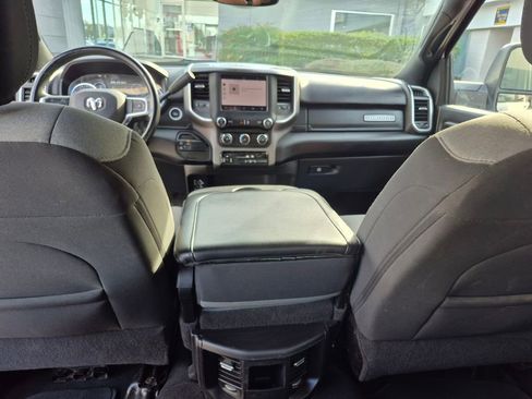 Used 2024 RAM 3500 Big Horn image 13