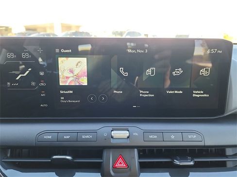 New 2025 Kia K4 EX image 19