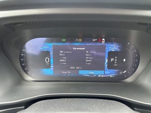 New 2026 Volvo XC40 B5 Plus w/ Protection Package Premier AWD/4WD image 17