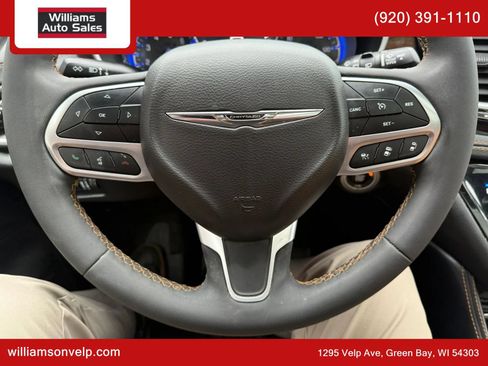 Used 2022 Chrysler Pacifica Pinnacle AWD/4WD image 21