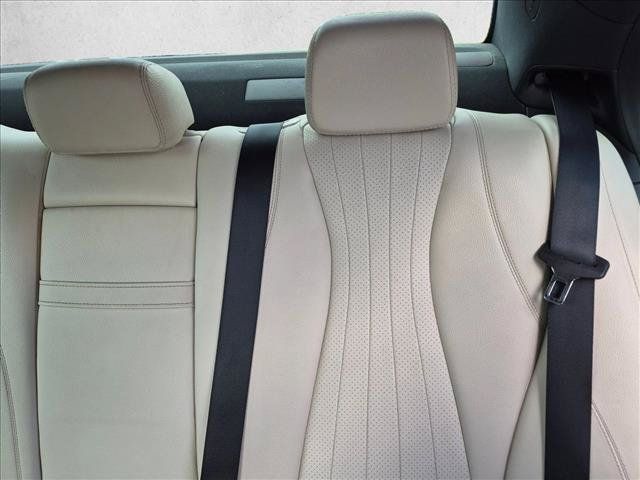 Used 2018 Mercedes-Benz E 300 4MATIC image 13
