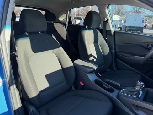 Used 2022 Hyundai Kona SEL image 29