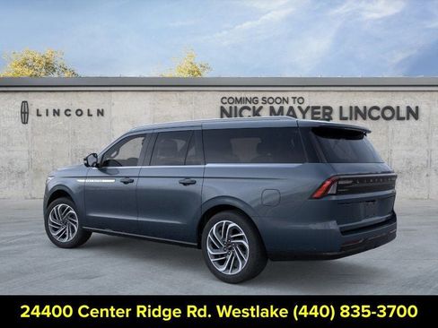 New 2026 Lincoln Navigator L Reserve AWD/4WD image 4