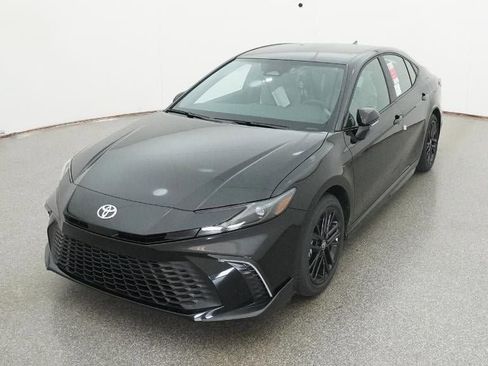 New 2026 Toyota Camry SE image 16