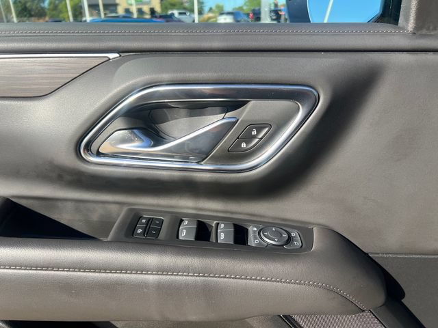Used 2024 Chevrolet Tahoe Z71 w/ Luxury Package AWD/4WD image 36