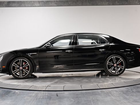 Used 2017 Bentley Flying Spur S V8 AWD/4WD image 18