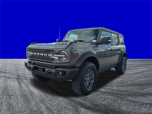 New 2025 Ford Bronco Badlands image 8