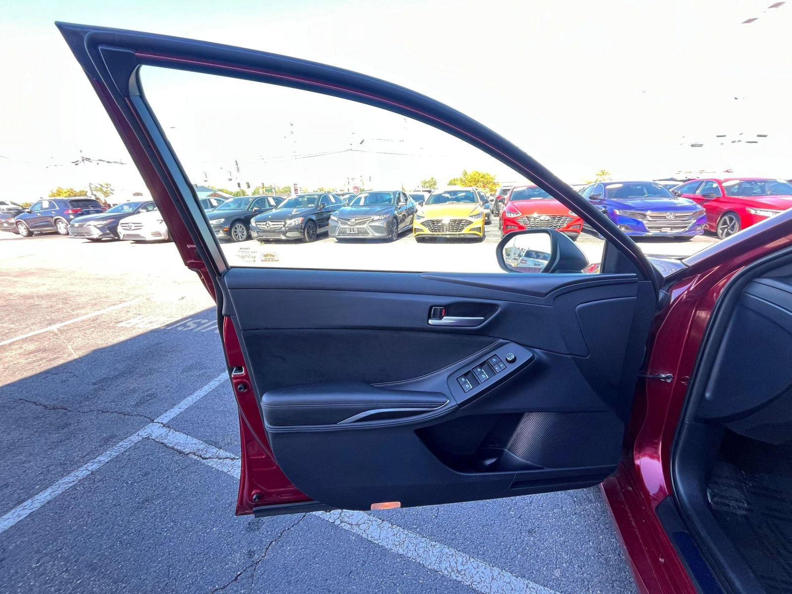 Used 2019 Toyota Avalon XSE FWD image 38
