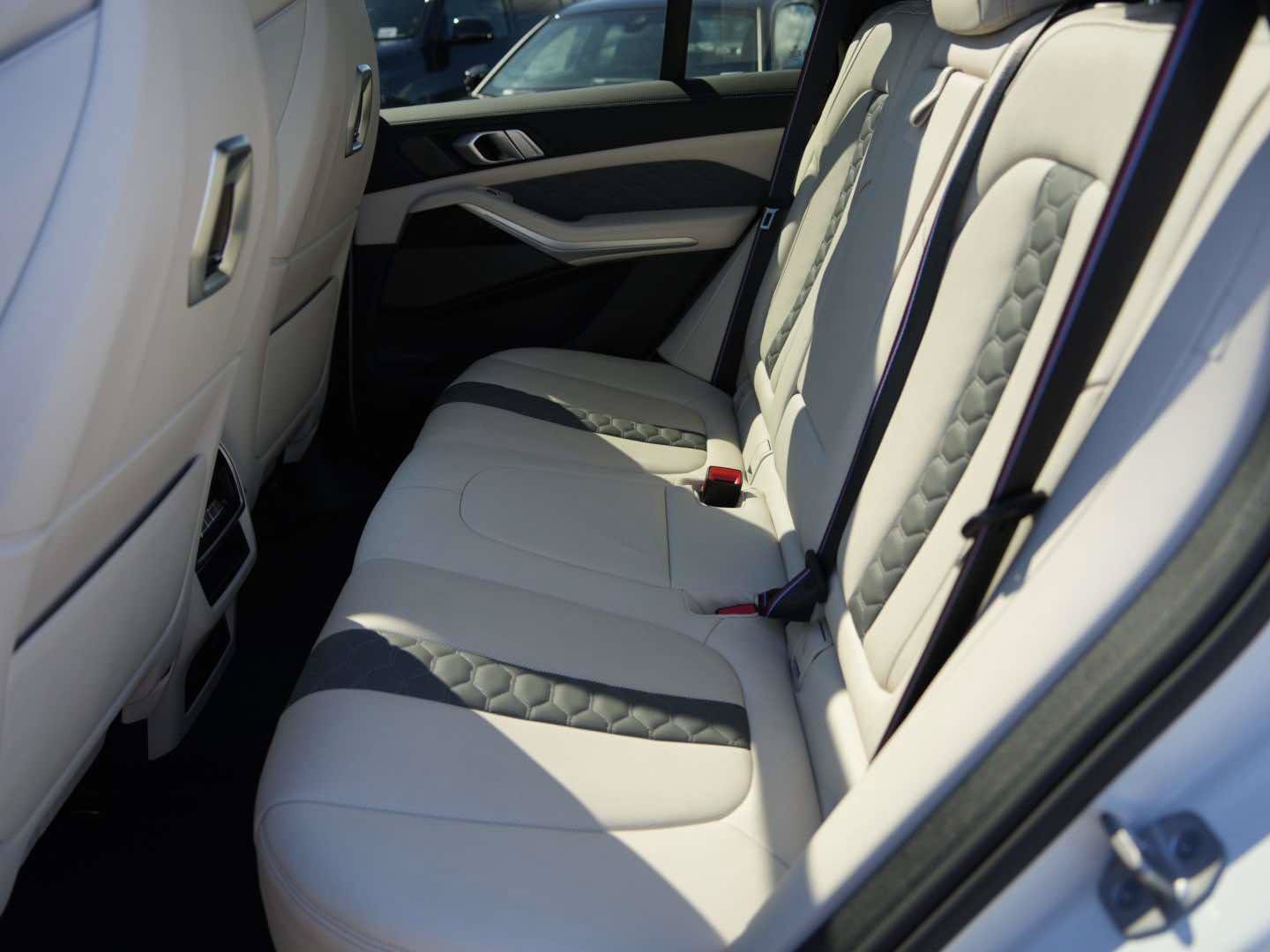 Used 2026 BMW X5 M Competition AWD/4WD image 11