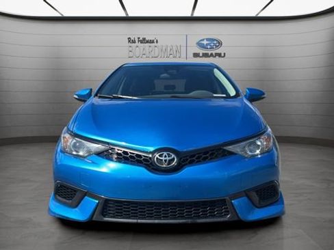 Used 2018 Toyota Corolla iM w/ Carpet Mat Package (TMS) FWD image 12