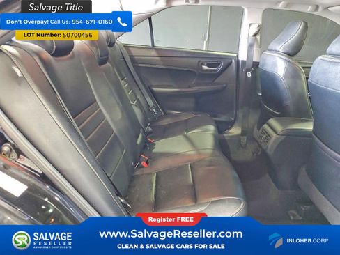 Used 2015 Toyota Camry XLE w/ Moonroof Package image 13