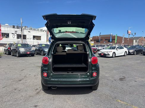 Used 2014 FIAT 500L Lounge FWD image 9