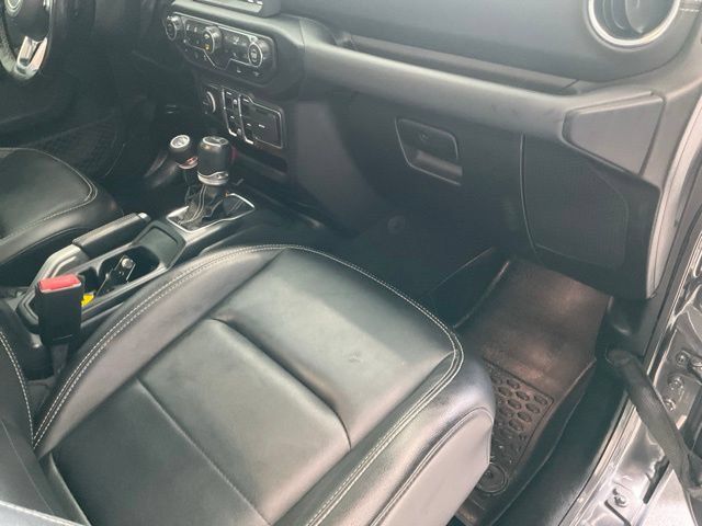 Used 2021 Jeep Gladiator Overland w/ Popular Equipment Package AWD/4WD image 22