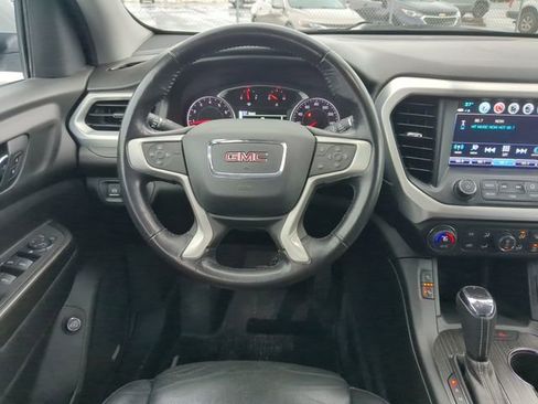 Used 2019 GMC Acadia SLT image 15