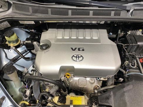 Used 2009 Toyota Sienna FWD image 28