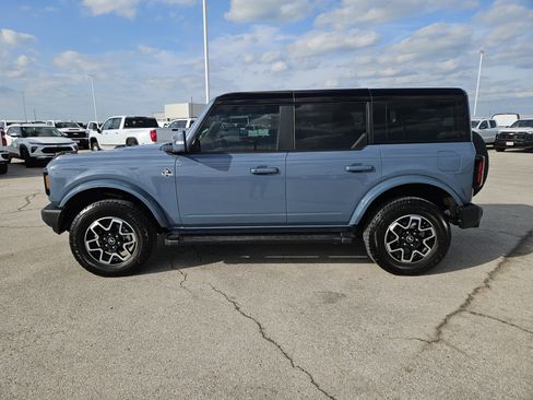 Used 2024 Ford Bronco Outer Banks AWD/4WD image 4