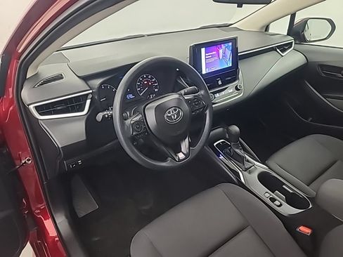 Used 2025 Toyota Corolla LE FWD image 26