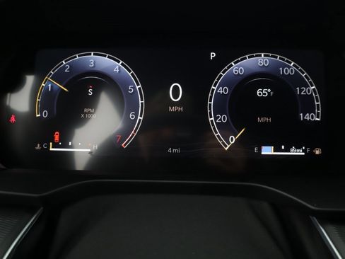 New 2025 Jeep Grand Cherokee L Altitude image 4