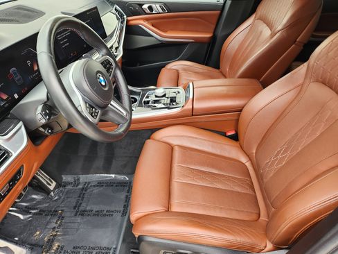Used 2023 BMW X7 M60i w/ Executive Package image 12