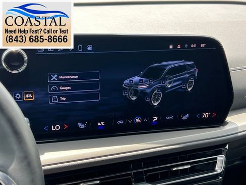 Used 2025 Chevrolet Traverse LT FWD image 42