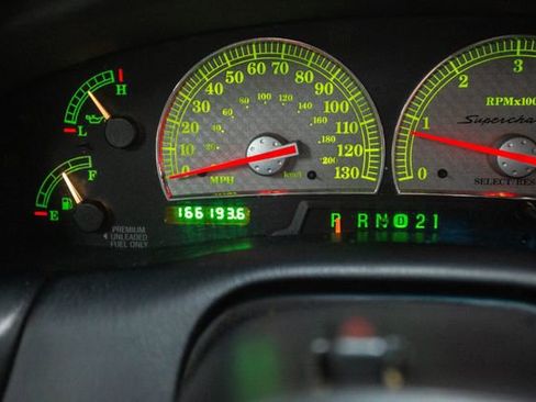 Used 2002 Ford F150 Harley-Davidson image 6