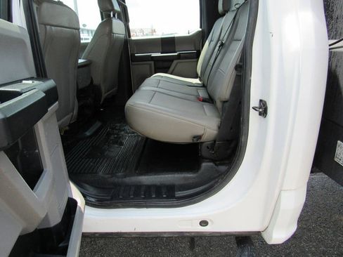 Used 2020 Ford F550 2WD Crew Cab Super Duty image 27