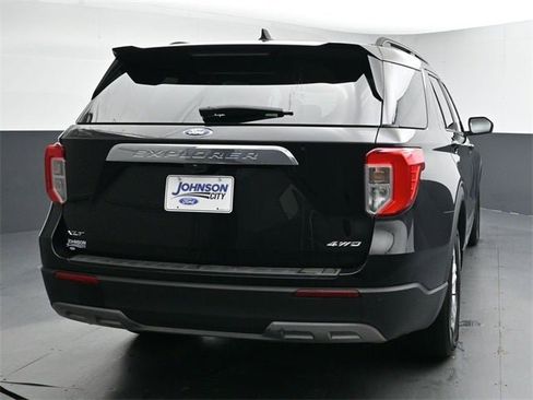 Used 2023 Ford Explorer XLT w/ Equipment Group 202A image 14