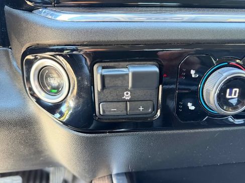 Used 2023 Chevrolet Silverado 1500 RST w/ Convenience Package II AWD/4WD image 27
