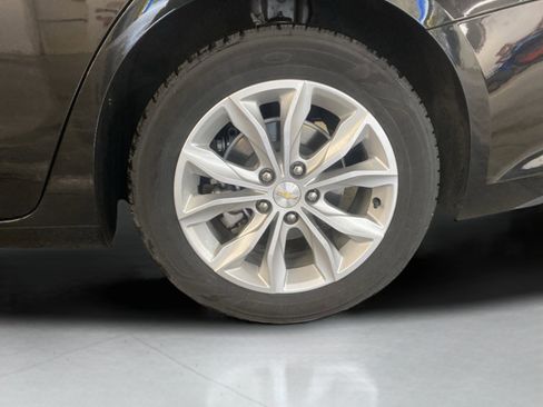 Used 2024 Chevrolet Malibu LT image 9