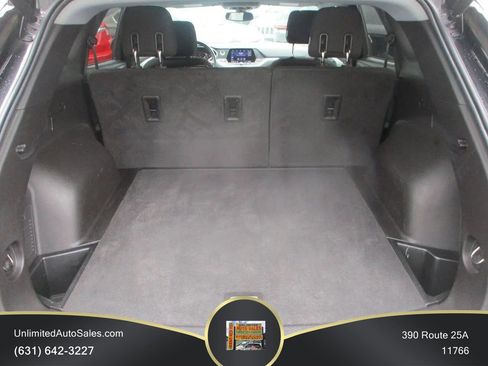 Used 2020 Chevrolet Blazer LT FWD image 12