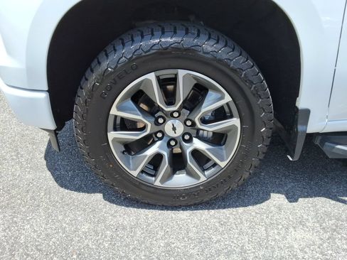 Certified 2022 Chevrolet Silverado 1500 RST AWD/4WD image 10