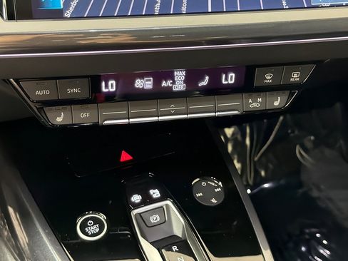 Certified 2024 Audi Q4 e-tron Premium Plus AWD/4WD image 20