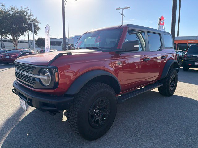 Used 2024 Ford Bronco Wildtrak AWD/4WD image 3