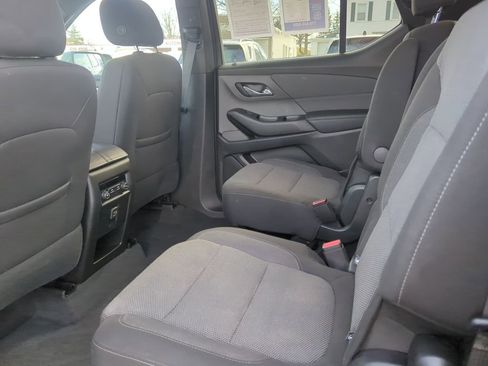 Certified 2023 Chevrolet Traverse LT image 17