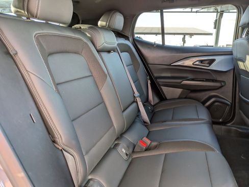 Used 2024 Chevrolet Equinox EV LT FWD image 27