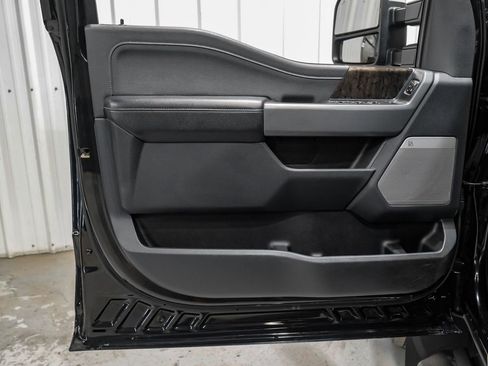 Used 2023 Ford F450 Lariat w/ Chrome Package AWD/4WD image 44