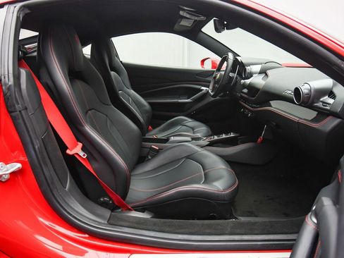 Used 2021 Ferrari F8 Tributo image 52